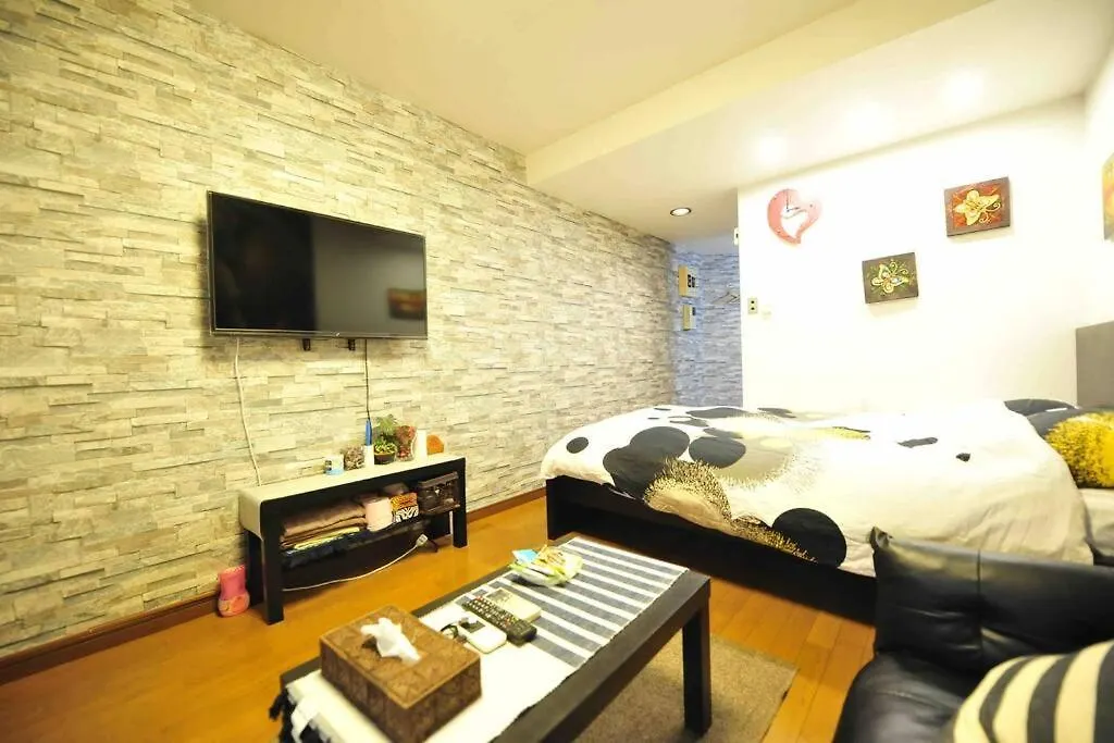 Apartamento 新宿繁华市中心艺术公馆/交通便利/徒步三分钟伊势丹/商务出行便利/免费wi-Fi Tóquio Japão